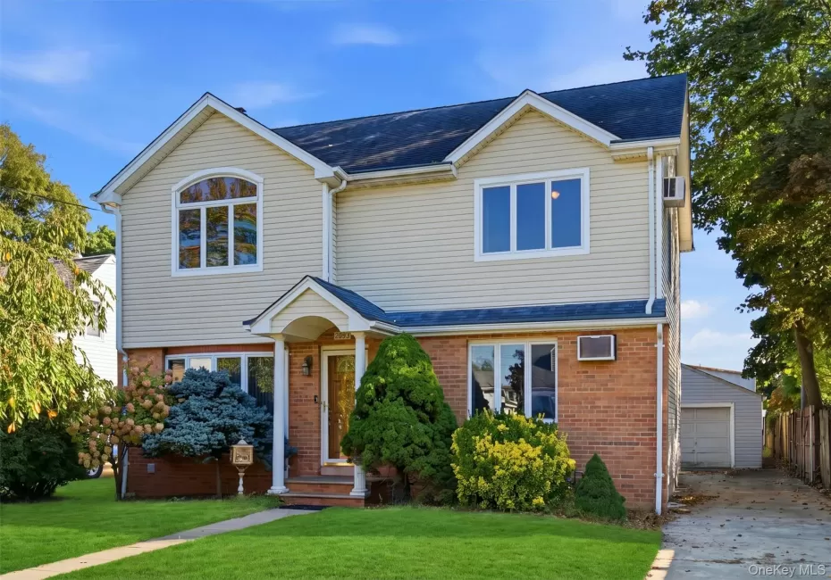 2093 Bergen Street, Hempstead, NY, 5 Bedrooms Bedrooms, 8 Rooms Rooms,2 BathroomsBathrooms,Residential,For Rent,Bergen,0,1062002 2093 Bergen Street, Hempstead, NY, 5 Bedrooms Bedrooms, 8 Rooms Rooms,2 BathroomsBathrooms,Residential,For Rent,Bergen,0,1062002