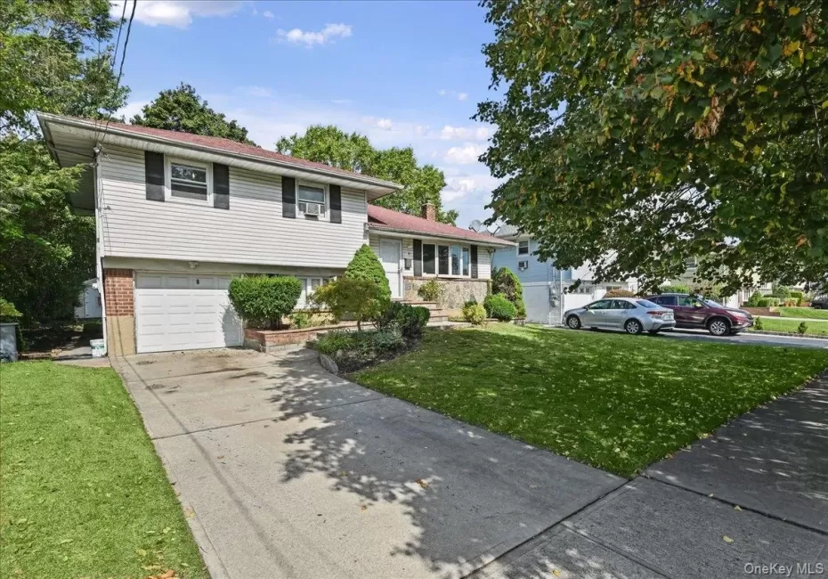 8 Evers Street, Oyster Bay, NY, 3 Bedrooms Bedrooms, 6 Rooms Rooms,2 BathroomsBathrooms,Residential,For Rent,Evers,0,1062477 8 Evers Street, Oyster Bay, NY, 3 Bedrooms Bedrooms, 6 Rooms Rooms,2 BathroomsBathrooms,Residential,For Rent,Evers,0,1062477