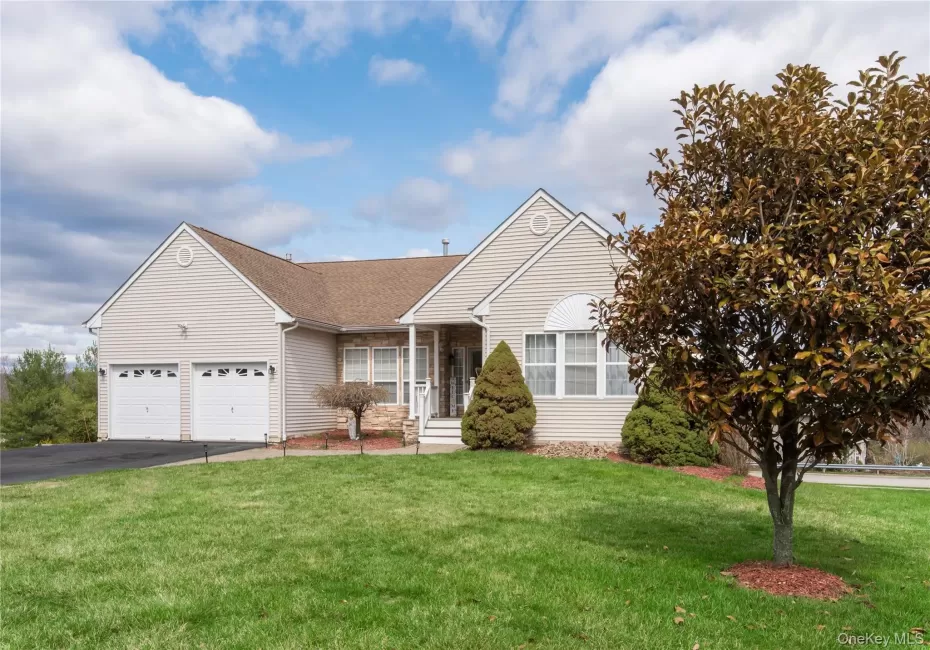 8 White Birch Way, Fishkill, NY, 3 Bedrooms Bedrooms, 11 Rooms Rooms,3 BathroomsBathrooms,Residential,For Rent,White Birch,0,977954 8 White Birch Way, Fishkill, NY, 3 Bedrooms Bedrooms, 11 Rooms Rooms,3 BathroomsBathrooms,Residential,For Rent,White Birch,0,977954