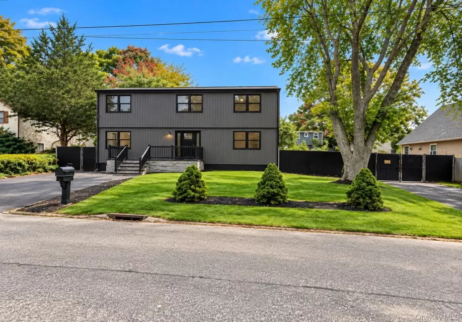 6 Sportsman Court, Brookhaven, NY, 5 Bedrooms Bedrooms, 11 Rooms Rooms,3 BathroomsBathrooms,Residential,For Rent,Sportsman,0,1059598 6 Sportsman Court, Brookhaven, NY, 5 Bedrooms Bedrooms, 11 Rooms Rooms,3 BathroomsBathrooms,Residential,For Rent,Sportsman,0,1059598