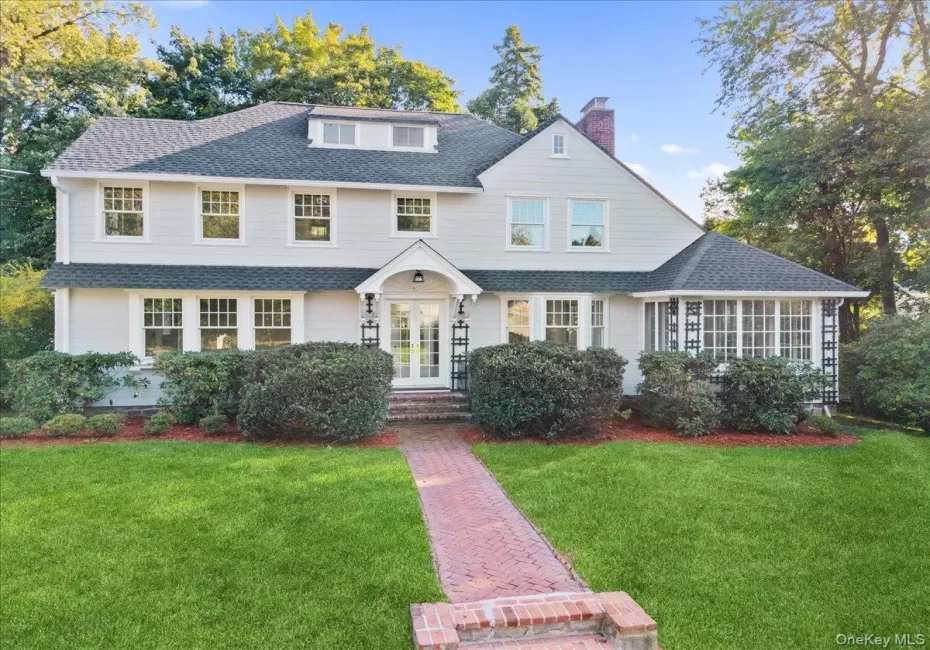 20 Whitfield Terrace, New Rochelle, NY, 5 Bedrooms Bedrooms, 8 Rooms Rooms,3 BathroomsBathrooms,Residential,For Rent,Whitfield,0,1055171 20 Whitfield Terrace, New Rochelle, NY, 5 Bedrooms Bedrooms, 8 Rooms Rooms,3 BathroomsBathrooms,Residential,For Rent,Whitfield,0,1055171