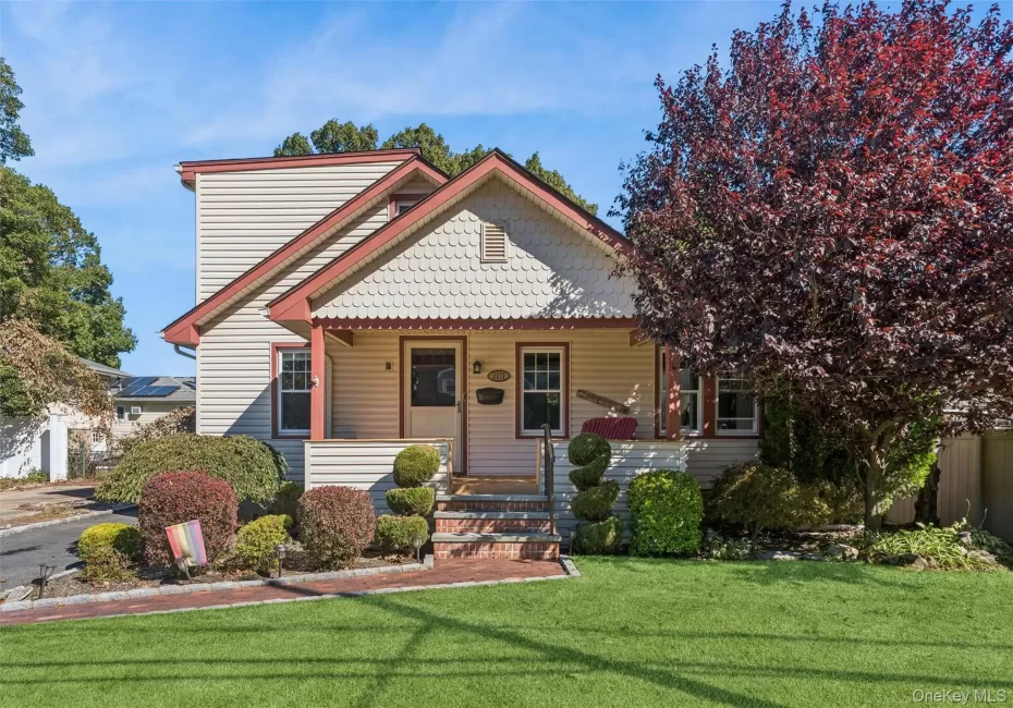 2171 Washington Street, Hempstead, NY, 3 Bedrooms Bedrooms, 8 Rooms Rooms,2 BathroomsBathrooms,Residential Lease,For Rent,Washington,0,1057803 2171 Washington Street, Hempstead, NY, 3 Bedrooms Bedrooms, 8 Rooms Rooms,2 BathroomsBathrooms,Residential Lease,For Rent,Washington,0,1057803