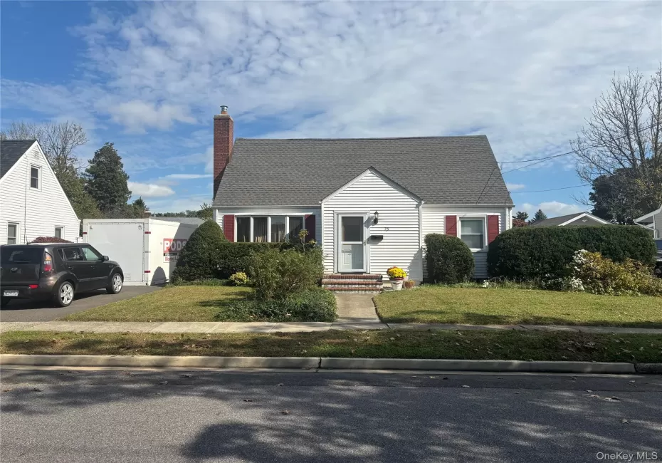 75 Underhill Avenue, Oyster Bay, NY, 4 Bedrooms Bedrooms, 6 Rooms Rooms,1 BathroomBathrooms,Residential,For Rent,Underhill,0,000048 75 Underhill Avenue, Oyster Bay, NY, 4 Bedrooms Bedrooms, 6 Rooms Rooms,1 BathroomBathrooms,Residential,For Rent,Underhill,0,000048