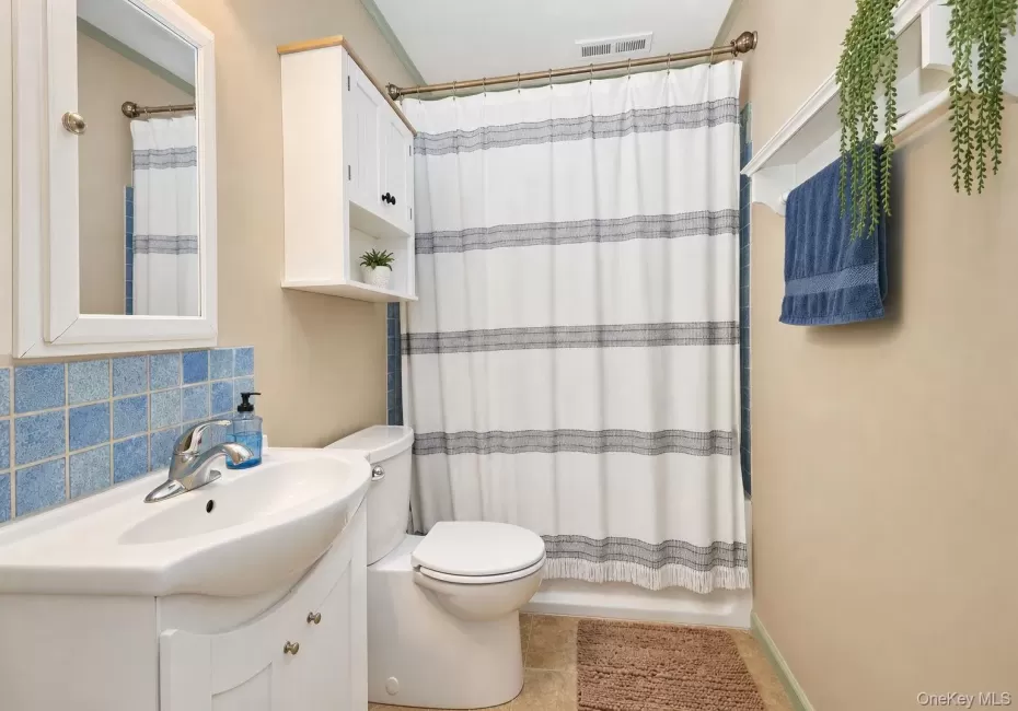 38 Papuga Road, Shawangunk, NY, 4 Bedrooms Bedrooms, 8 Rooms Rooms,2 BathroomsBathrooms,Residential,For Rent,Papuga,0,1060851 38 Papuga Road, Shawangunk, NY, 4 Bedrooms Bedrooms, 8 Rooms Rooms,2 BathroomsBathrooms,Residential,For Rent,Papuga,0,1060851