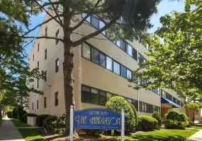 142 Main Street, North Hempstead, NY, 1 Bedroom Bedrooms, 3 Rooms Rooms,1 BathroomBathrooms,Residential Lease,For Rent,Main,0,1059272 142 Main Street, North Hempstead, NY, 1 Bedroom Bedrooms, 3 Rooms Rooms,1 BathroomBathrooms,Residential Lease,For Rent,Main,0,1059272