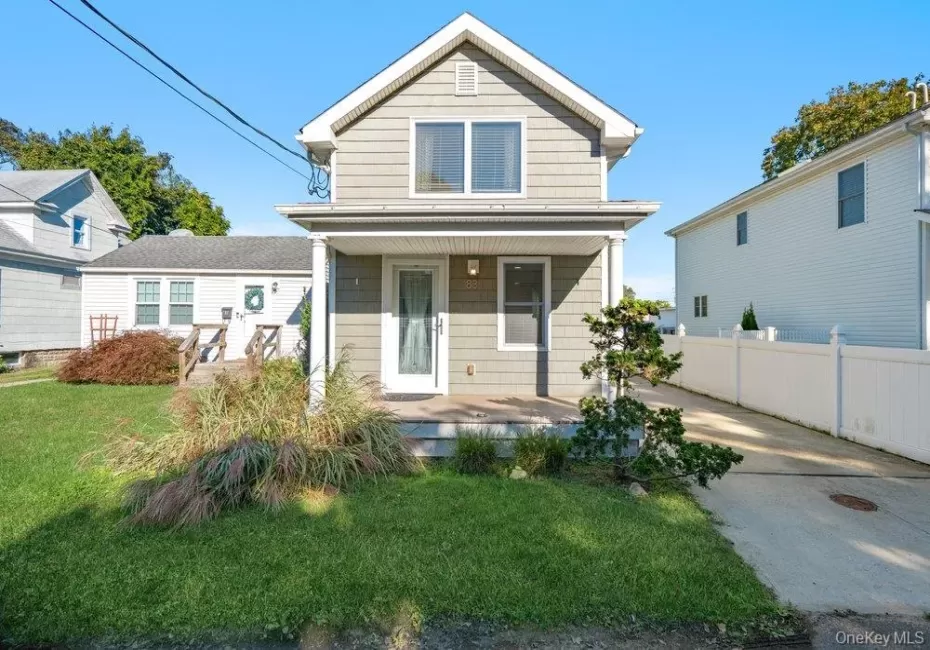 83 Nottingham Avenue, Brookhaven, NY, 1 Bedroom Bedrooms, 4 Rooms Rooms,1 BathroomBathrooms,Residential,For Rent,Nottingham,0,1062196 83 Nottingham Avenue, Brookhaven, NY, 1 Bedroom Bedrooms, 4 Rooms Rooms,1 BathroomBathrooms,Residential,For Rent,Nottingham,0,1062196