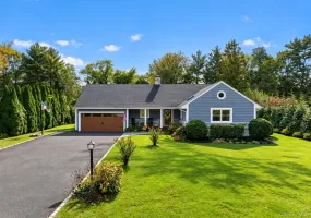 12 Sheep Pasture Lane, Huntington, NY, 4 Bedrooms Bedrooms, 13 Rooms Rooms,3 BathroomsBathrooms,Residential,For Rent,Sheep Pasture,0,1062879 12 Sheep Pasture Lane, Huntington, NY, 4 Bedrooms Bedrooms, 13 Rooms Rooms,3 BathroomsBathrooms,Residential,For Rent,Sheep Pasture,0,1062879