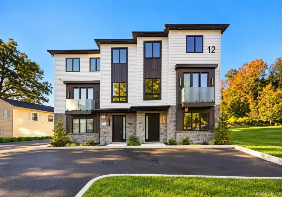 12 Sherman Drive, Ramapo, NY, 9 Bedrooms Bedrooms, 17 Rooms Rooms,6 BathroomsBathrooms,Residential,For Rent,Sherman,0,1062943 12 Sherman Drive, Ramapo, NY, 9 Bedrooms Bedrooms, 17 Rooms Rooms,6 BathroomsBathrooms,Residential,For Rent,Sherman,0,1062943