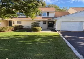 16 Blackberry Commons, Riverhead, NY, 2 Bedrooms Bedrooms, 5 Rooms Rooms,1 BathroomBathrooms,Residential Lease,For Rent,Blackberry,0,1062933 16 Blackberry Commons, Riverhead, NY, 2 Bedrooms Bedrooms, 5 Rooms Rooms,1 BathroomBathrooms,Residential Lease,For Rent,Blackberry,0,1062933
