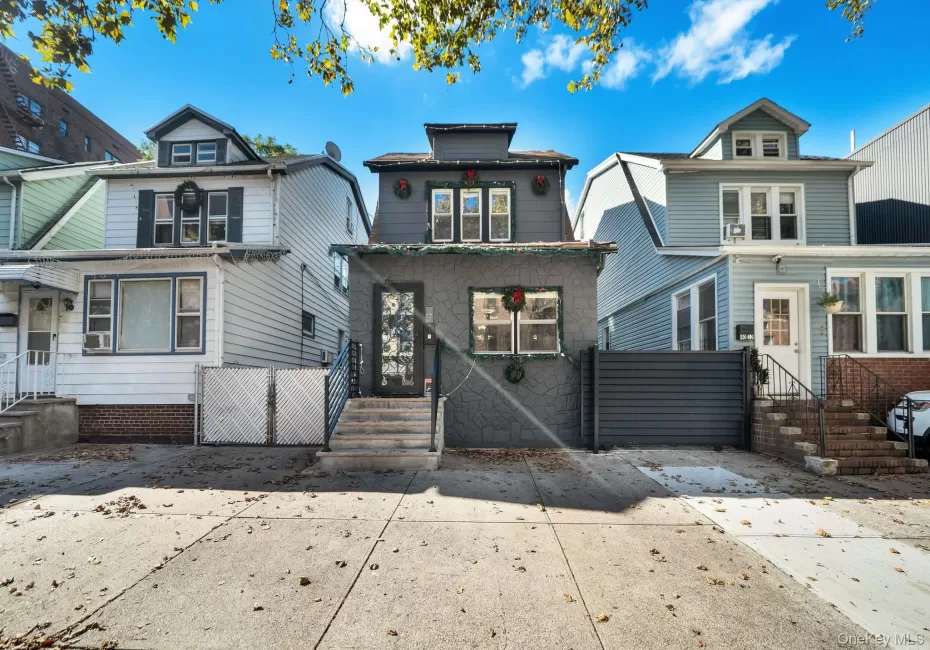 4014 79th Street, New York, NY, 4 Bedrooms Bedrooms, 9 Rooms Rooms,2 BathroomsBathrooms,Residential,For Rent,79th,0,1062461 4014 79th Street, New York, NY, 4 Bedrooms Bedrooms, 9 Rooms Rooms,2 BathroomsBathrooms,Residential,For Rent,79th,0,1062461