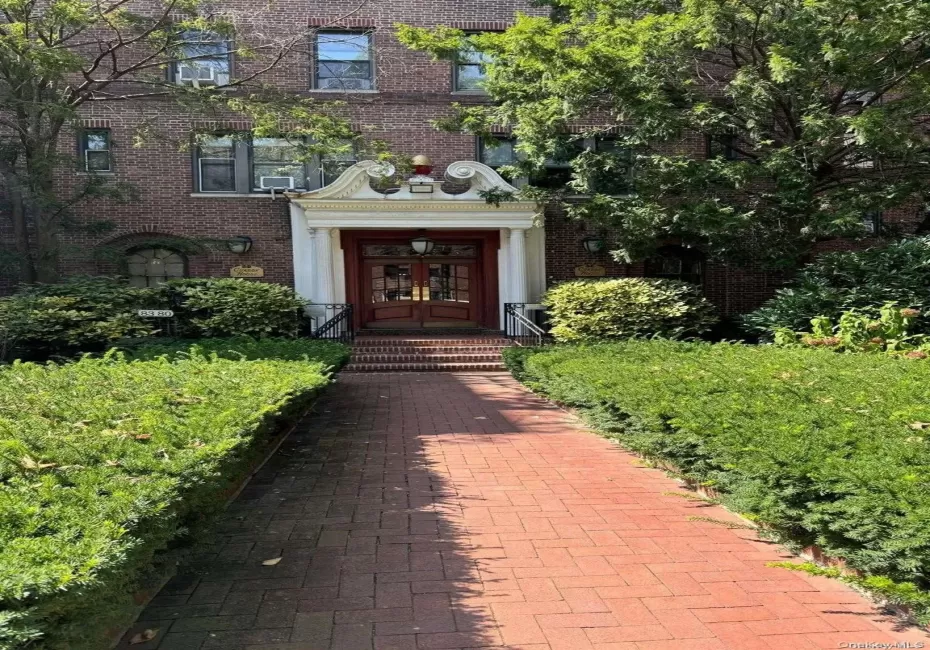 83-80 118th Street, New York, NY, 3 Rooms Rooms,1 BathroomBathrooms,Residential Lease,For Rent,118th,0,1062493 83-80 118th Street, New York, NY, 3 Rooms Rooms,1 BathroomBathrooms,Residential Lease,For Rent,118th,0,1062493