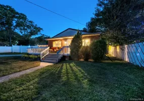 629 East Drive, Babylon, NY, 3 Bedrooms Bedrooms, 6 Rooms Rooms,1 BathroomBathrooms,Residential,For Rent,East,0,1060790 629 East Drive, Babylon, NY, 3 Bedrooms Bedrooms, 6 Rooms Rooms,1 BathroomBathrooms,Residential,For Rent,East,0,1060790