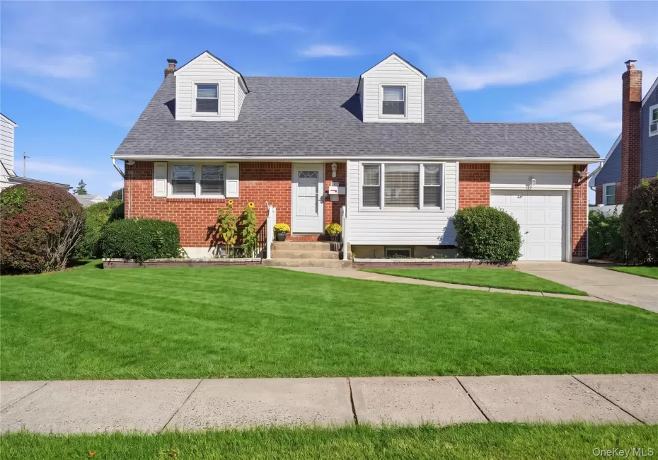 217 Rutherford Avenue, Oyster Bay, NY, 4 Bedrooms Bedrooms, 7 Rooms Rooms,2 BathroomsBathrooms,Residential,For Rent,Rutherford,0,1063099 217 Rutherford Avenue, Oyster Bay, NY, 4 Bedrooms Bedrooms, 7 Rooms Rooms,2 BathroomsBathrooms,Residential,For Rent,Rutherford,0,1063099