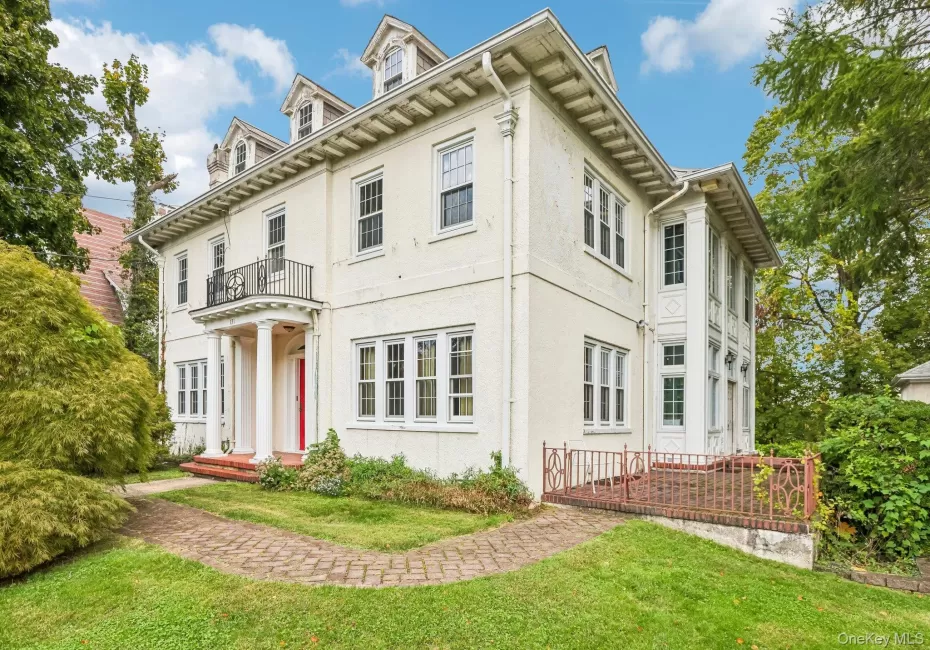 131 Esplanade, Mount Vernon, NY, 6 Bedrooms Bedrooms, 12 Rooms Rooms,5 BathroomsBathrooms,Residential,For Rent,Esplanade,0,1060917 131 Esplanade, Mount Vernon, NY, 6 Bedrooms Bedrooms, 12 Rooms Rooms,5 BathroomsBathrooms,Residential,For Rent,Esplanade,0,1060917