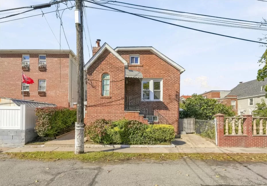 3081 Bevy Place, New York, NY, 3 Bedrooms Bedrooms, 6 Rooms Rooms,2 BathroomsBathrooms,Residential,For Rent,Bevy,0,1061576 3081 Bevy Place, New York, NY, 3 Bedrooms Bedrooms, 6 Rooms Rooms,2 BathroomsBathrooms,Residential,For Rent,Bevy,0,1061576