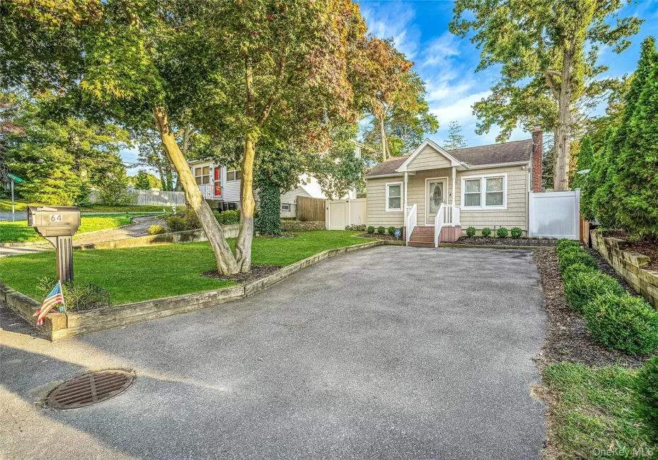 64 Magnolia Avenue, Brookhaven, NY, 1 Bedroom Bedrooms, 4 Rooms Rooms,1 BathroomBathrooms,Residential Lease,For Rent,Magnolia,0,1063047 64 Magnolia Avenue, Brookhaven, NY, 1 Bedroom Bedrooms, 4 Rooms Rooms,1 BathroomBathrooms,Residential Lease,For Rent,Magnolia,0,1063047