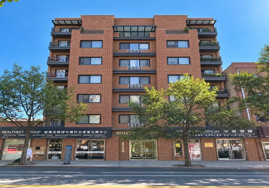 85-23 Broadway, New York, NY, 2 Bedrooms Bedrooms, 5 Rooms Rooms,2 BathroomsBathrooms,Residential,For Rent,Broadway,0,1063307 85-23 Broadway, New York, NY, 2 Bedrooms Bedrooms, 5 Rooms Rooms,2 BathroomsBathrooms,Residential,For Rent,Broadway,0,1063307
