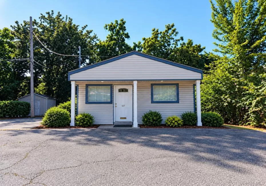 119 Main Street, Ramapo, NY, 3 Bedrooms Bedrooms, 6 Rooms Rooms,Residential,For Rent,Main,0,1063306 119 Main Street, Ramapo, NY, 3 Bedrooms Bedrooms, 6 Rooms Rooms,Residential,For Rent,Main,0,1063306