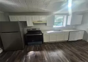100 Hunter Street, Kingston, NY, 2 Bedrooms Bedrooms, 5 Rooms Rooms,1 BathroomBathrooms,Residential Lease,For Rent,Hunter,0,1063188 100 Hunter Street, Kingston, NY, 2 Bedrooms Bedrooms, 5 Rooms Rooms,1 BathroomBathrooms,Residential Lease,For Rent,Hunter,0,1063188