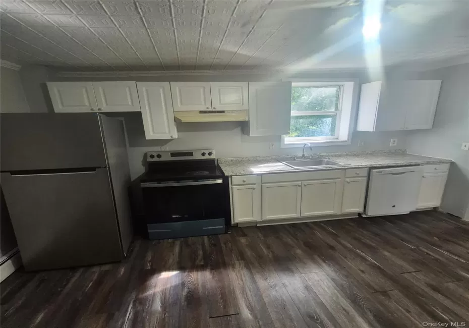100 Hunter Street, Kingston, NY, 2 Bedrooms Bedrooms, 5 Rooms Rooms,1 BathroomBathrooms,Residential Lease,For Rent,Hunter,0,1063188 100 Hunter Street, Kingston, NY, 2 Bedrooms Bedrooms, 5 Rooms Rooms,1 BathroomBathrooms,Residential Lease,For Rent,Hunter,0,1063188