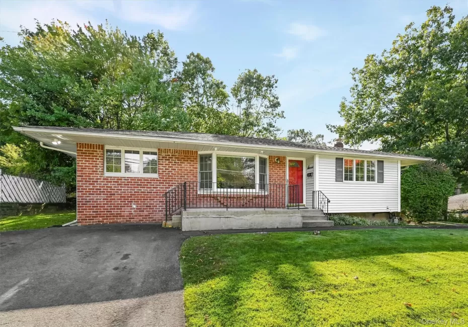 7 Woodridge Drive, Haverstraw, NY, 3 Bedrooms Bedrooms, 7 Rooms Rooms,1 BathroomBathrooms,Residential,For Rent,Woodridge,0,1061703 7 Woodridge Drive, Haverstraw, NY, 3 Bedrooms Bedrooms, 7 Rooms Rooms,1 BathroomBathrooms,Residential,For Rent,Woodridge,0,1061703