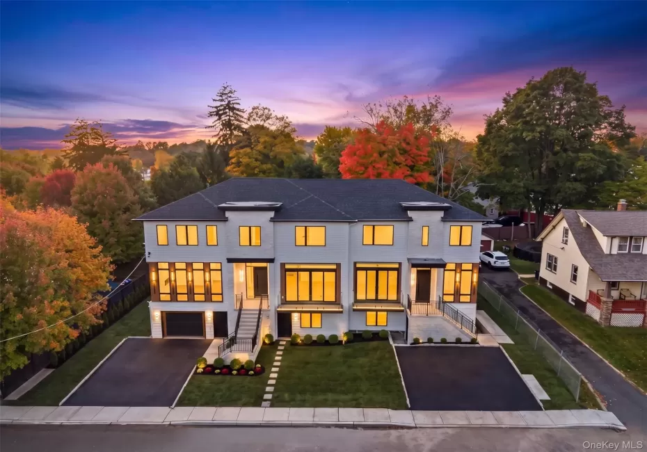 17 Jay Street, Ramapo, NY, 8 Bedrooms Bedrooms, 15 Rooms Rooms,5 BathroomsBathrooms,Residential,For Rent,Jay,0,1062990 17 Jay Street, Ramapo, NY, 8 Bedrooms Bedrooms, 15 Rooms Rooms,5 BathroomsBathrooms,Residential,For Rent,Jay,0,1062990