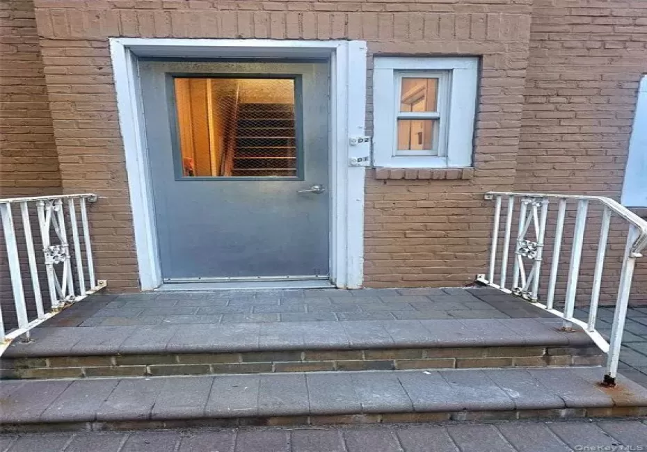 1471 Straight Path, Babylon, NY, 2 Bedrooms Bedrooms, 5 Rooms Rooms,1 BathroomBathrooms,Residential Lease,For Rent,Straight,0,924007 1471 Straight Path, Babylon, NY, 2 Bedrooms Bedrooms, 5 Rooms Rooms,1 BathroomBathrooms,Residential Lease,For Rent,Straight,0,924007