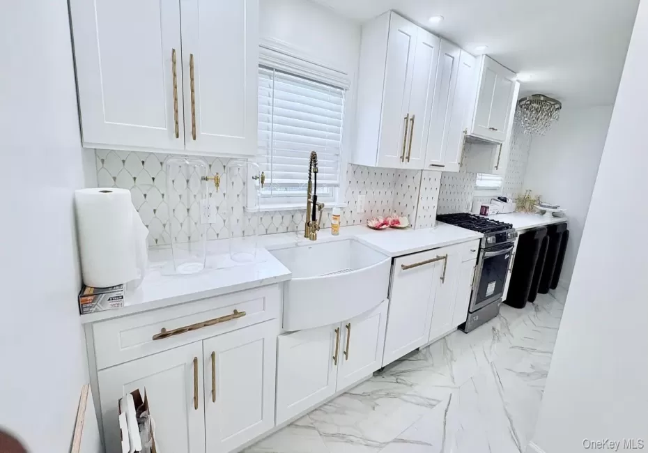 191-15 Linden Boulevard, New York, NY, 2 Bedrooms Bedrooms, 4 Rooms Rooms,1 BathroomBathrooms,Residential Lease,For Rent,Linden,0,1063302 191-15 Linden Boulevard, New York, NY, 2 Bedrooms Bedrooms, 4 Rooms Rooms,1 BathroomBathrooms,Residential Lease,For Rent,Linden,0,1063302