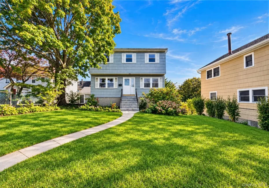 355 5th Avenue, New Rochelle, NY, 4 Bedrooms Bedrooms, 12 Rooms Rooms,3 BathroomsBathrooms,Residential,For Rent,5th,0,1063199 355 5th Avenue, New Rochelle, NY, 4 Bedrooms Bedrooms, 12 Rooms Rooms,3 BathroomsBathrooms,Residential,For Rent,5th,0,1063199