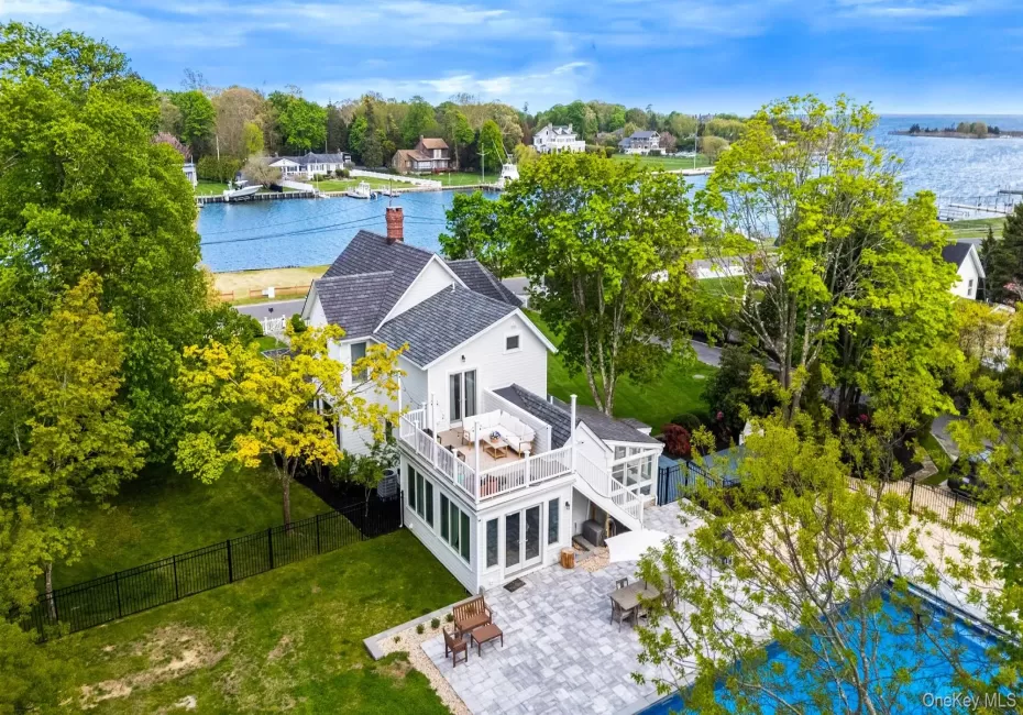 96 Lake Avenue, Brookhaven, NY, 3 Bedrooms Bedrooms, 14 Rooms Rooms,3 BathroomsBathrooms,Residential Lease,For Rent,Lake,0,1063429 96 Lake Avenue, Brookhaven, NY, 3 Bedrooms Bedrooms, 14 Rooms Rooms,3 BathroomsBathrooms,Residential Lease,For Rent,Lake,0,1063429