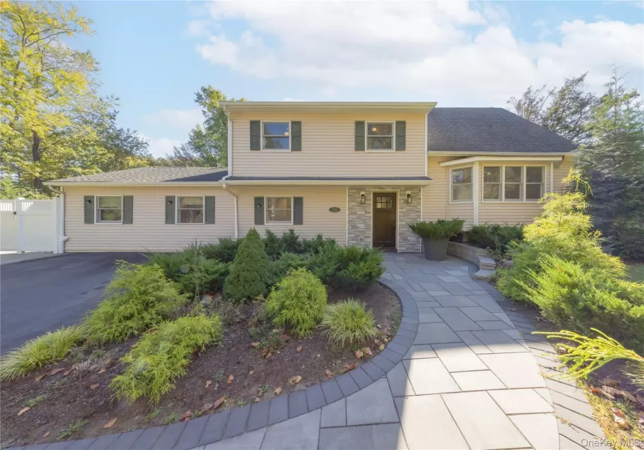 332 Fulle Drive, Clarkstown, NY, 6 Bedrooms Bedrooms, 11 Rooms Rooms,3 BathroomsBathrooms,Residential,For Rent,Fulle,0,1061215 332 Fulle Drive, Clarkstown, NY, 6 Bedrooms Bedrooms, 11 Rooms Rooms,3 BathroomsBathrooms,Residential,For Rent,Fulle,0,1061215