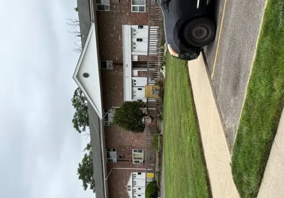 41 Quebec Road, Hempstead, NY, 1 Bedroom Bedrooms, 3 Rooms Rooms,1 BathroomBathrooms,Residential Lease,For Rent,Quebec,0,1063380 41 Quebec Road, Hempstead, NY, 1 Bedroom Bedrooms, 3 Rooms Rooms,1 BathroomBathrooms,Residential Lease,For Rent,Quebec,0,1063380