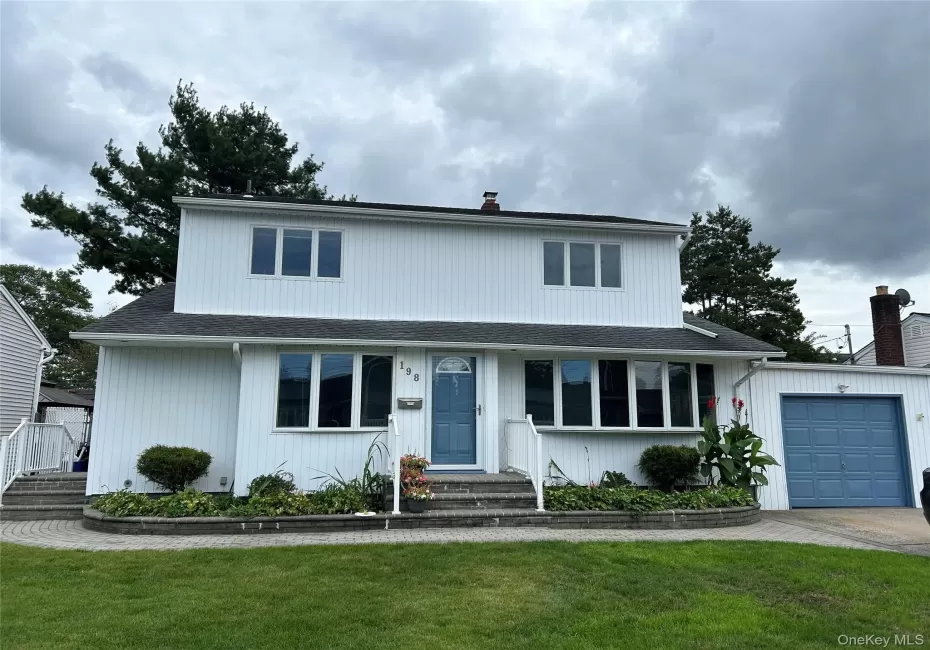 198 Dartmouth Drive, Oyster Bay, NY, 4 Bedrooms Bedrooms, 9 Rooms Rooms,2 BathroomsBathrooms,Residential,For Rent,Dartmouth,0,1060588 198 Dartmouth Drive, Oyster Bay, NY, 4 Bedrooms Bedrooms, 9 Rooms Rooms,2 BathroomsBathrooms,Residential,For Rent,Dartmouth,0,1060588
