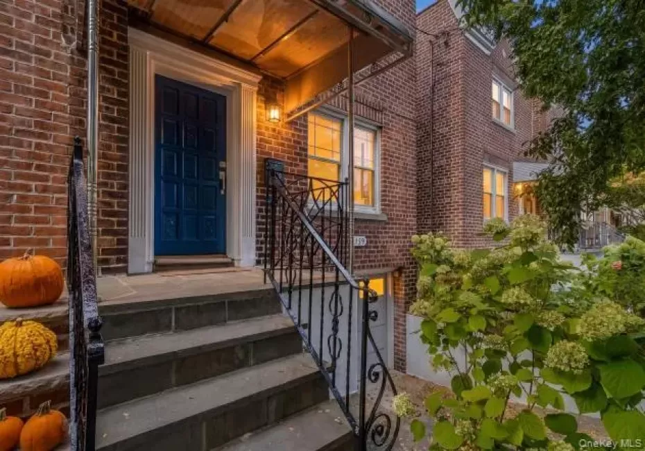 1759 Tenbroeck Avenue, New York, NY, 3 Bedrooms Bedrooms, 6 Rooms Rooms,2 BathroomsBathrooms,Residential,For Rent,Tenbroeck,0,1059487 1759 Tenbroeck Avenue, New York, NY, 3 Bedrooms Bedrooms, 6 Rooms Rooms,2 BathroomsBathrooms,Residential,For Rent,Tenbroeck,0,1059487