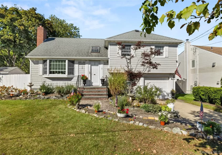 3 Lewis Circle, Babylon, NY, 4 Bedrooms Bedrooms, 8 Rooms Rooms,2 BathroomsBathrooms,Residential,For Rent,Lewis,0,1063427 3 Lewis Circle, Babylon, NY, 4 Bedrooms Bedrooms, 8 Rooms Rooms,2 BathroomsBathrooms,Residential,For Rent,Lewis,0,1063427