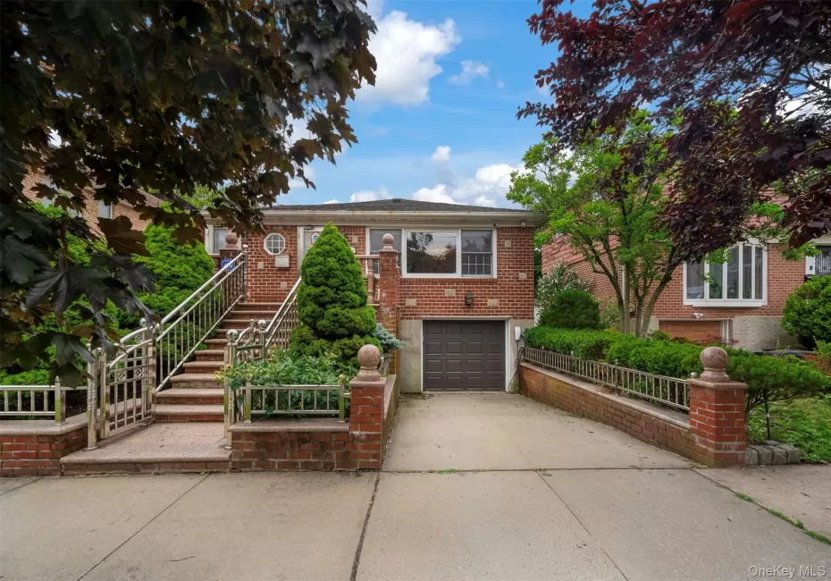 24420 73rd Avenue, New York, NY, 3 Bedrooms Bedrooms, 6 Rooms Rooms,3 BathroomsBathrooms,Residential,For Rent,73rd,0,1062541 24420 73rd Avenue, New York, NY, 3 Bedrooms Bedrooms, 6 Rooms Rooms,3 BathroomsBathrooms,Residential,For Rent,73rd,0,1062541