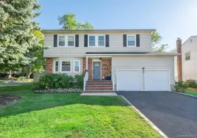 1 Dartmouth Drive, Glen Cove, NY, 4 Bedrooms Bedrooms, 8 Rooms Rooms,2 BathroomsBathrooms,Residential,For Rent,Dartmouth,0,1063396 1 Dartmouth Drive, Glen Cove, NY, 4 Bedrooms Bedrooms, 8 Rooms Rooms,2 BathroomsBathrooms,Residential,For Rent,Dartmouth,0,1063396