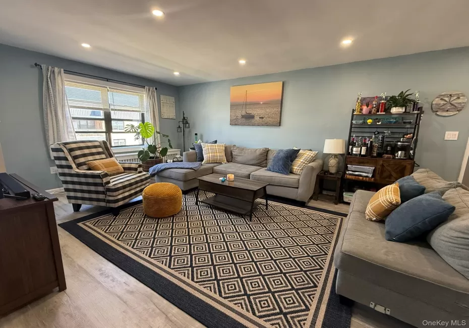 854 East Broadway, Long Beach, NY, 1 Bedroom Bedrooms, 3 Rooms Rooms,1 BathroomBathrooms,Residential Lease,For Rent,East Broadway,0,1063625 854 East Broadway, Long Beach, NY, 1 Bedroom Bedrooms, 3 Rooms Rooms,1 BathroomBathrooms,Residential Lease,For Rent,East Broadway,0,1063625