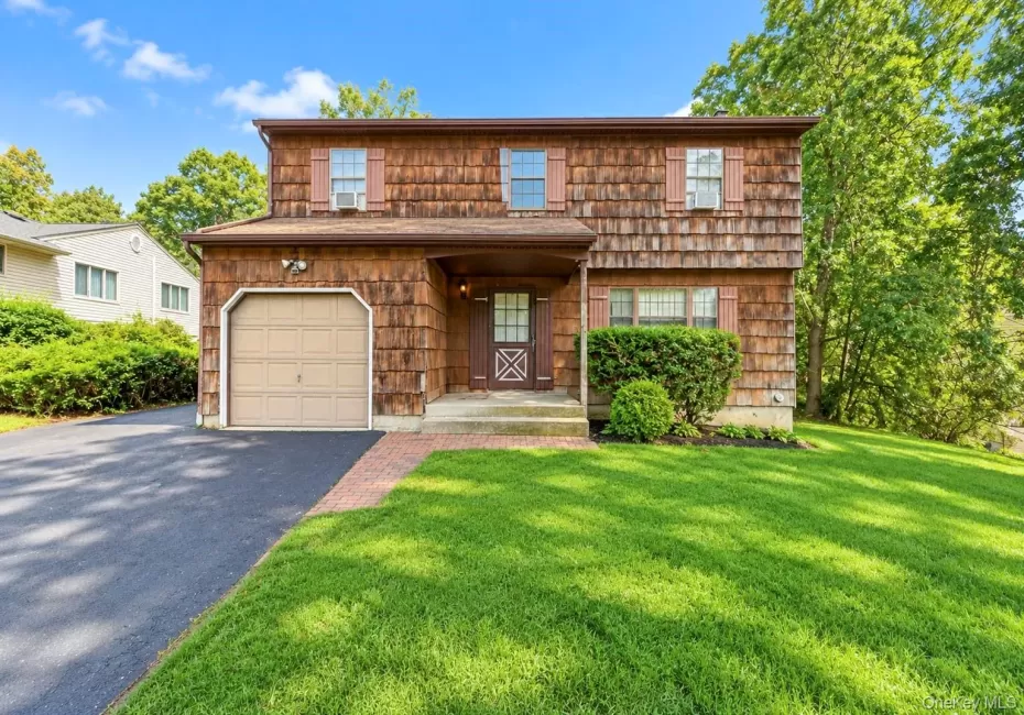 33 Oak Forest Drive, Islip, NY, 4 Bedrooms Bedrooms, 8 Rooms Rooms,2 BathroomsBathrooms,Residential,For Rent,Oak Forest,0,1062626 33 Oak Forest Drive, Islip, NY, 4 Bedrooms Bedrooms, 8 Rooms Rooms,2 BathroomsBathrooms,Residential,For Rent,Oak Forest,0,1062626