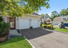 193 Pond View Drive, North Hempstead, NY, 3 Bedrooms Bedrooms, 8 Rooms Rooms,2 BathroomsBathrooms,Residential,For Rent,Pond View,0,1063734 193 Pond View Drive, North Hempstead, NY, 3 Bedrooms Bedrooms, 8 Rooms Rooms,2 BathroomsBathrooms,Residential,For Rent,Pond View,0,1063734