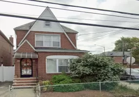 8428 Penelope Avenue, New York, NY, 4 Bedrooms Bedrooms, 8 Rooms Rooms,3 BathroomsBathrooms,Residential,For Rent,Penelope,0,1063682 8428 Penelope Avenue, New York, NY, 4 Bedrooms Bedrooms, 8 Rooms Rooms,3 BathroomsBathrooms,Residential,For Rent,Penelope,0,1063682