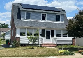 10 Vine Street, Beacon, NY, 3 Bedrooms Bedrooms, 7 Rooms Rooms,1 BathroomBathrooms,Residential Lease,For Rent,Vine,0,1063542 10 Vine Street, Beacon, NY, 3 Bedrooms Bedrooms, 7 Rooms Rooms,1 BathroomBathrooms,Residential Lease,For Rent,Vine,0,1063542