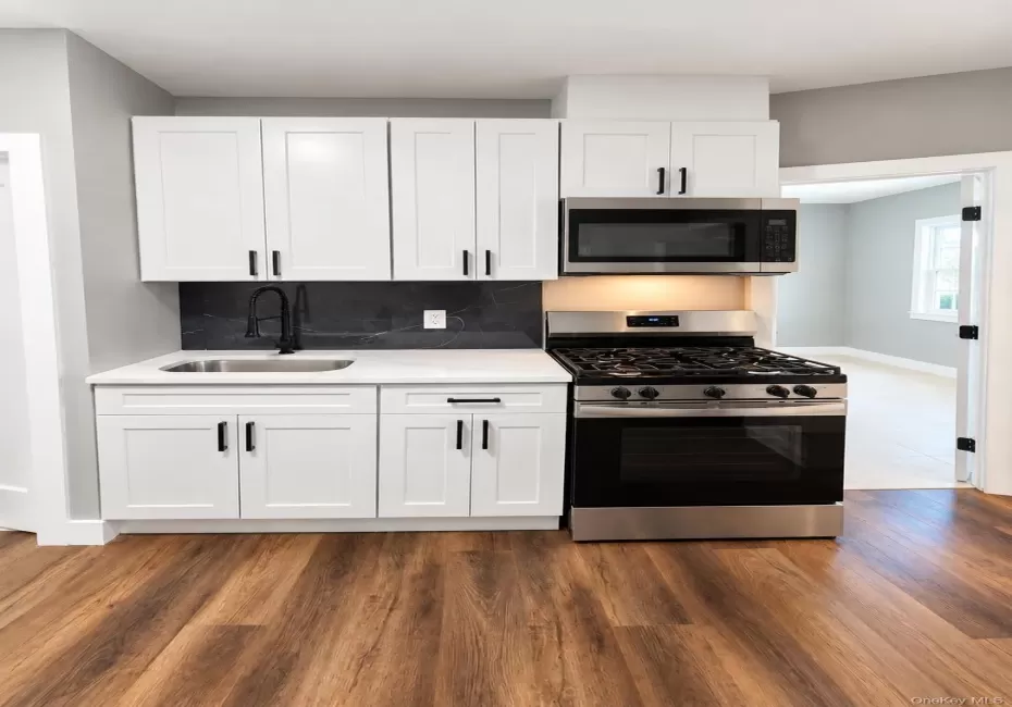 5068 43rd Street, New York, NY, 3 Bedrooms Bedrooms, 4 Rooms Rooms,1 BathroomBathrooms,Residential Lease,For Rent,43rd,0,1063603 5068 43rd Street, New York, NY, 3 Bedrooms Bedrooms, 4 Rooms Rooms,1 BathroomBathrooms,Residential Lease,For Rent,43rd,0,1063603