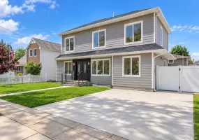 22 Miller Circle, Oyster Bay, NY, 6 Bedrooms Bedrooms, 14 Rooms Rooms,5 BathroomsBathrooms,Residential,For Rent,Miller,0,1063690 22 Miller Circle, Oyster Bay, NY, 6 Bedrooms Bedrooms, 14 Rooms Rooms,5 BathroomsBathrooms,Residential,For Rent,Miller,0,1063690