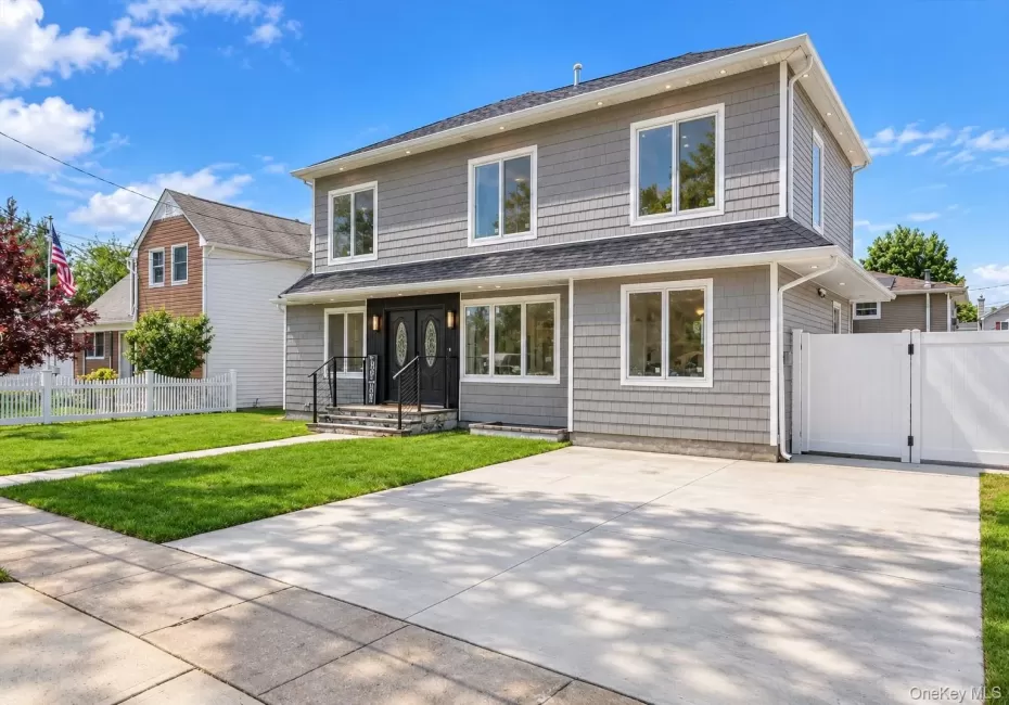 22 Miller Circle, Oyster Bay, NY, 6 Bedrooms Bedrooms, 14 Rooms Rooms,5 BathroomsBathrooms,Residential,For Rent,Miller,0,1063690 22 Miller Circle, Oyster Bay, NY, 6 Bedrooms Bedrooms, 14 Rooms Rooms,5 BathroomsBathrooms,Residential,For Rent,Miller,0,1063690