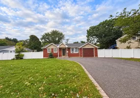 1660 Gardiner Drive, Islip, NY, 5 Bedrooms Bedrooms, 9 Rooms Rooms,3 BathroomsBathrooms,Residential,For Rent,Gardiner,0,1063729 1660 Gardiner Drive, Islip, NY, 5 Bedrooms Bedrooms, 9 Rooms Rooms,3 BathroomsBathrooms,Residential,For Rent,Gardiner,0,1063729