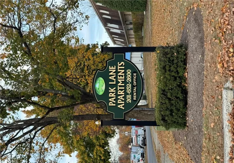 View of community / neighborhood sign View of community / neighborhood sign