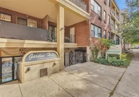 7119 162nd Street, New York, NY, 3 Bedrooms Bedrooms, 6 Rooms Rooms,2 BathroomsBathrooms,Residential,For Rent,162nd,0,1063797 7119 162nd Street, New York, NY, 3 Bedrooms Bedrooms, 6 Rooms Rooms,2 BathroomsBathrooms,Residential,For Rent,162nd,0,1063797