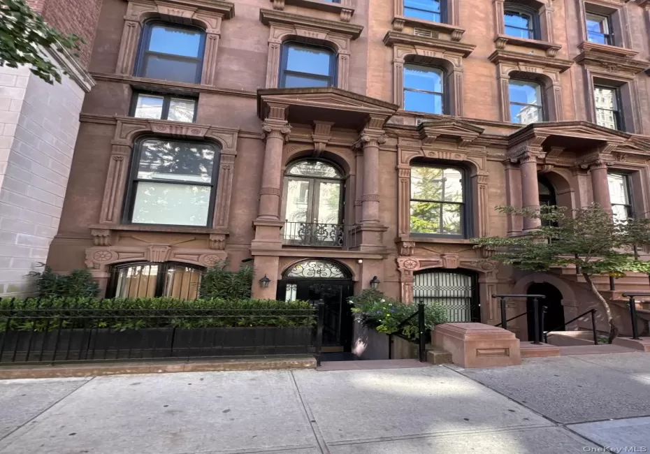 18 63rd Street, New York, NY, 1 Bedroom Bedrooms, 3 Rooms Rooms,1 BathroomBathrooms,Residential,For Rent,63rd,0,1063607 18 63rd Street, New York, NY, 1 Bedroom Bedrooms, 3 Rooms Rooms,1 BathroomBathrooms,Residential,For Rent,63rd,0,1063607