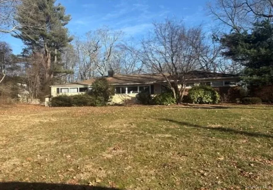 3 Stafford Avenue, Oyster Bay, NY, 4 Bedrooms Bedrooms, 8 Rooms Rooms,3 BathroomsBathrooms,Residential,For Rent,Stafford,0,1063366 3 Stafford Avenue, Oyster Bay, NY, 4 Bedrooms Bedrooms, 8 Rooms Rooms,3 BathroomsBathrooms,Residential,For Rent,Stafford,0,1063366